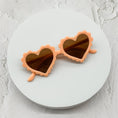 Load image into Gallery viewer, Heart Kids Sunglasses