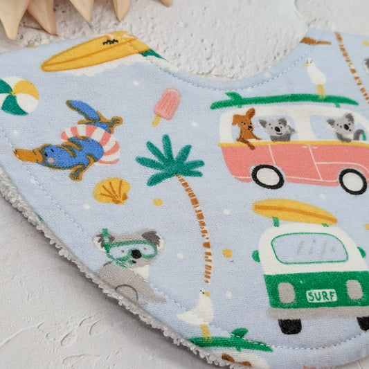 Aussie Holiday Signature Dribble Bib