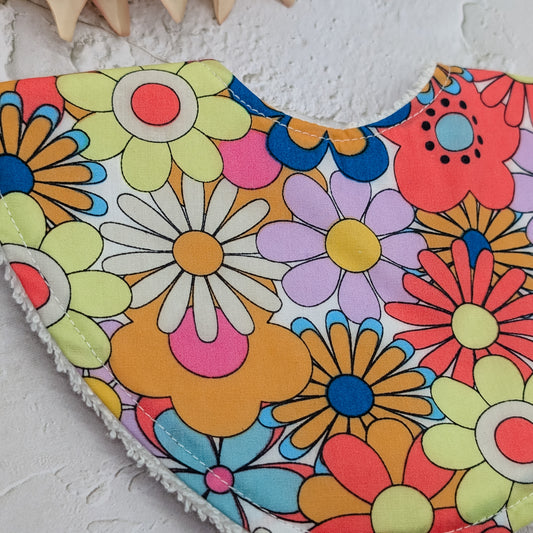 Peace & Love Dribble Bib