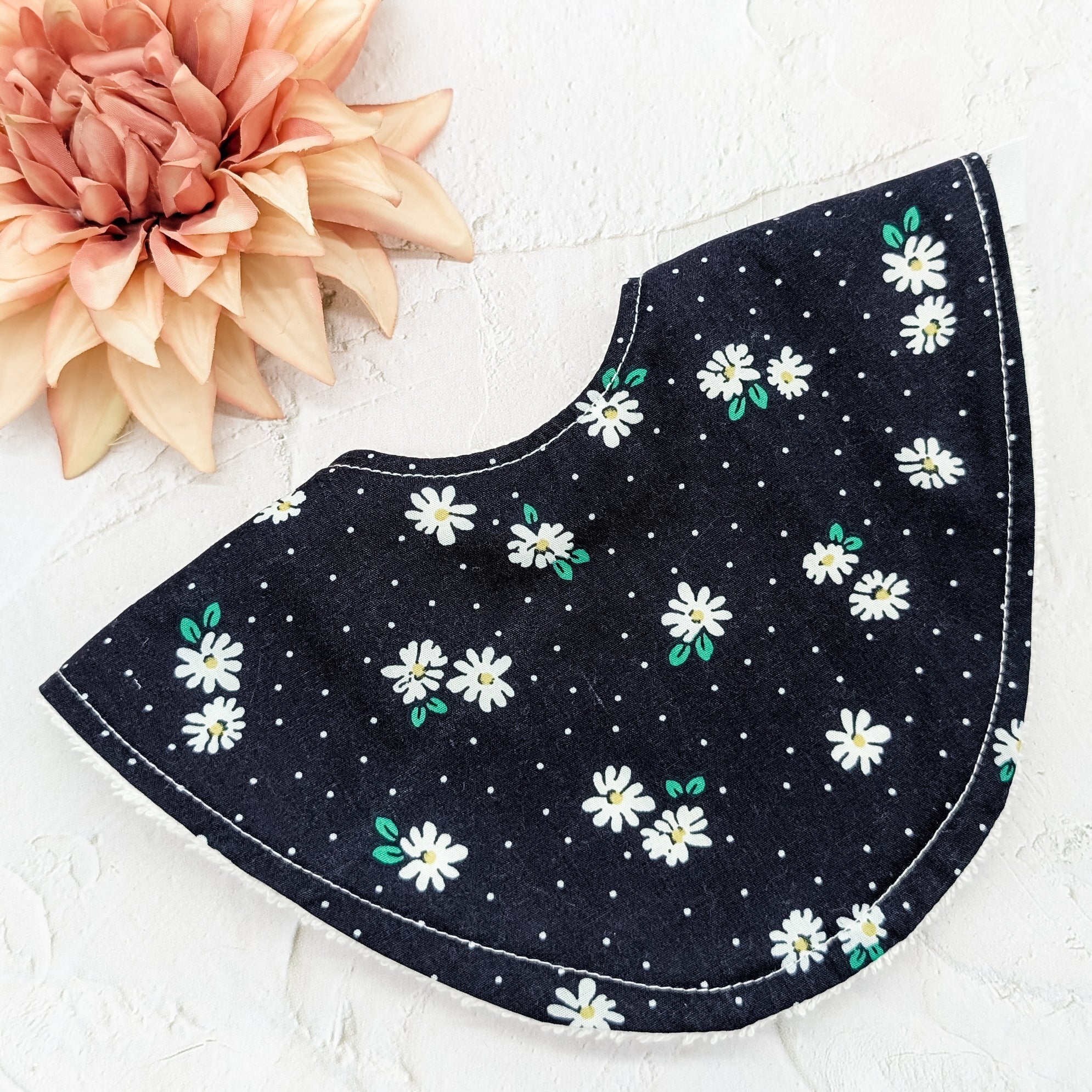 Navy Daisies Dribble Bib